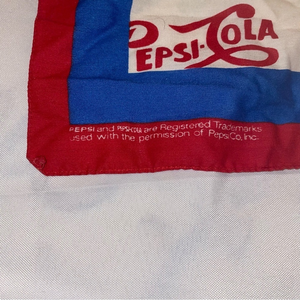 🥤Vintage Pepsi bandanna, scarf, handkerchief - Picture 8 of 9